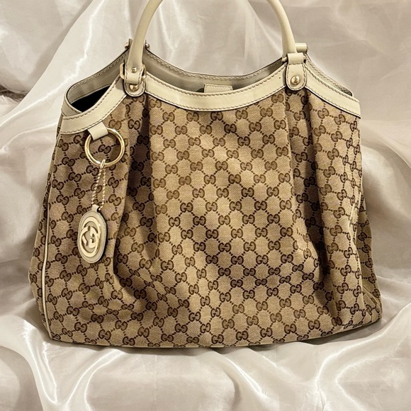 Gucci Large Sukey Monogram Tote - Picture 2 of 16